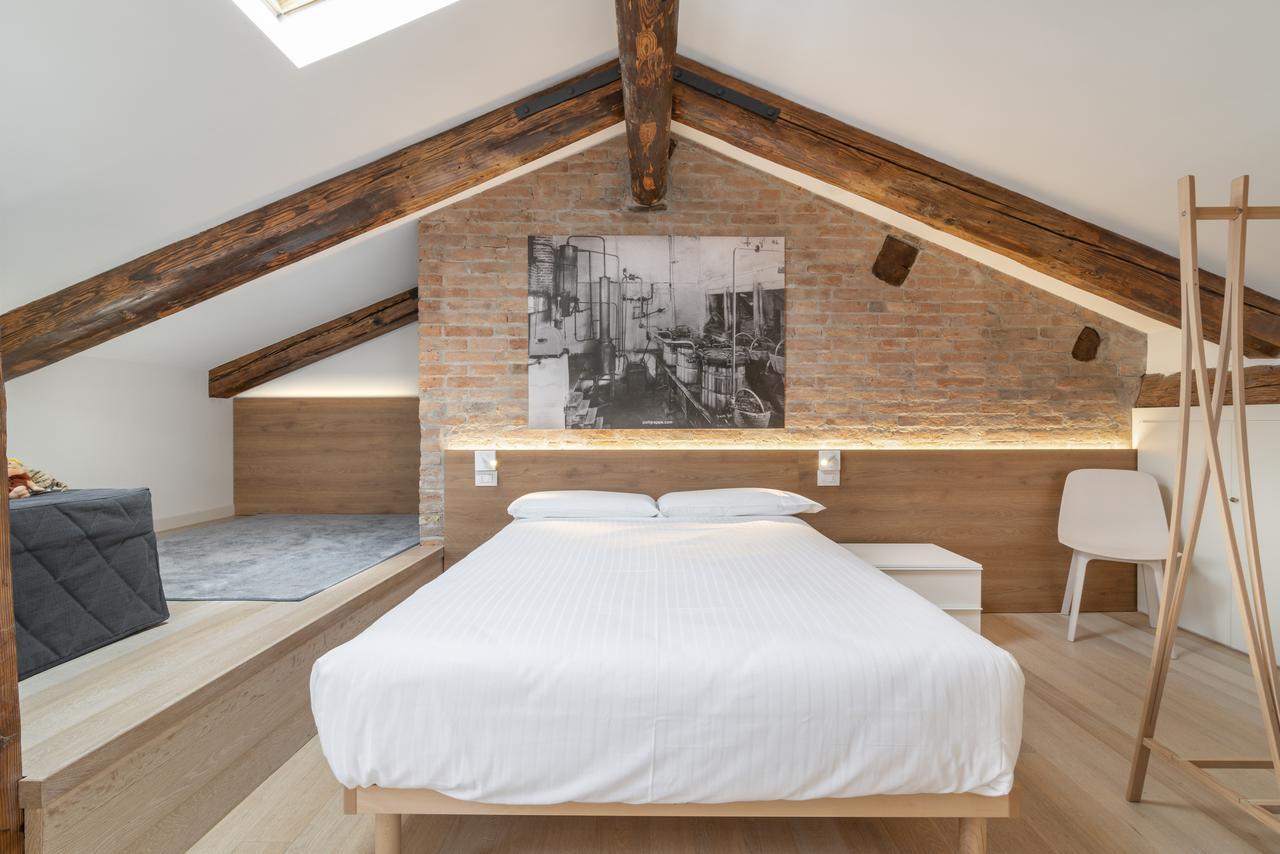 Poli Grappa Suite Венеция Экстерьер фото
